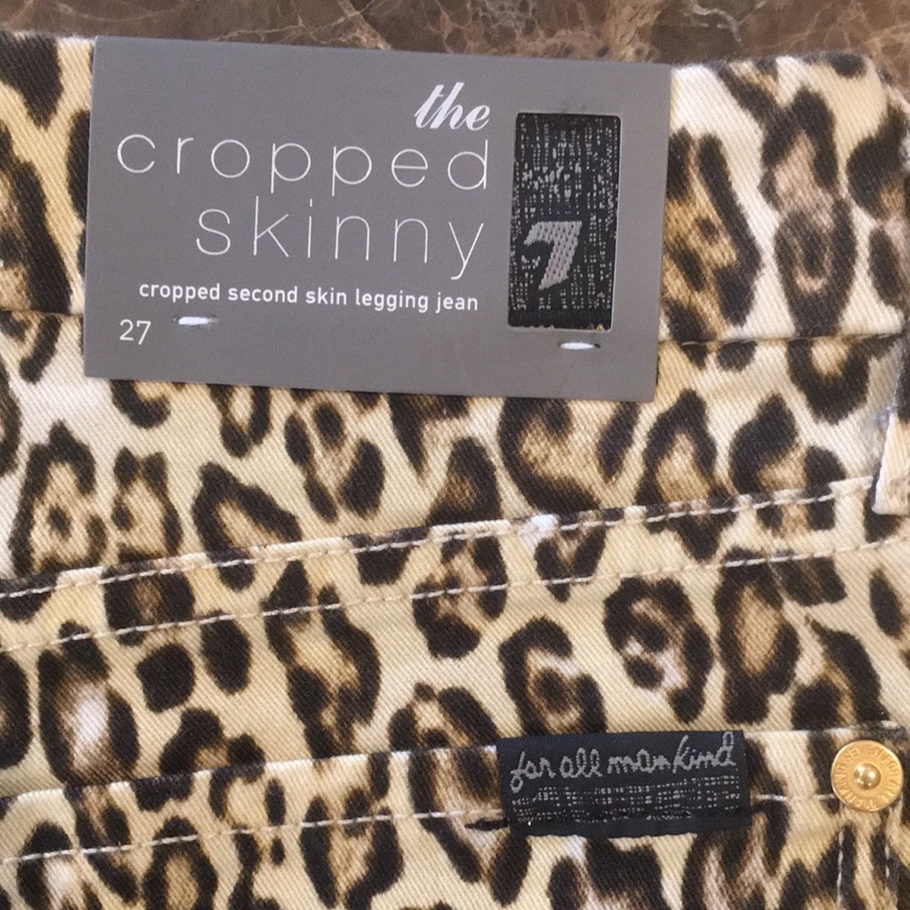 🆕 7 For All Mankind Cheetah Print Cropped Skinny Jean size 27 - Picture 2 of 12